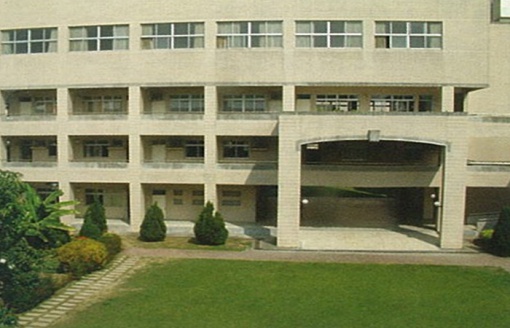 83年5月28日 完成興建新大樓。